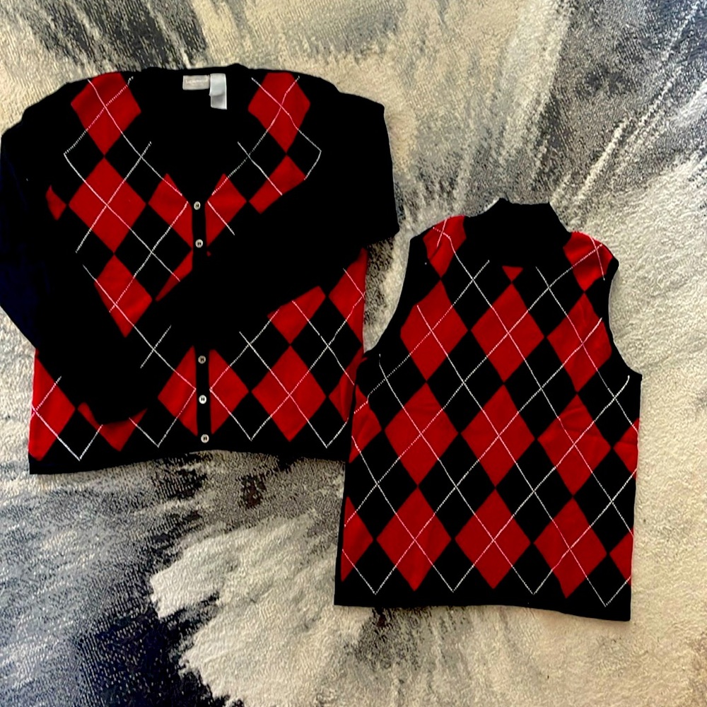 Red & Black Argyle Sweater Set by Liz Claiborne, EUC Ladies Size M/L